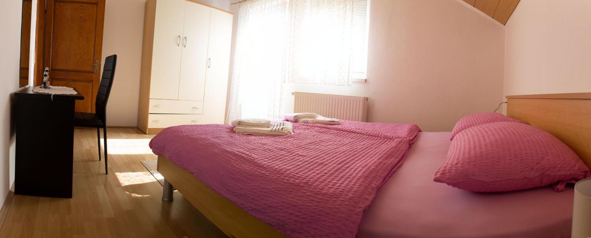 Pavlesic Apartment *