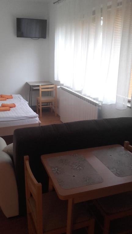 Apartment Pavlesic *